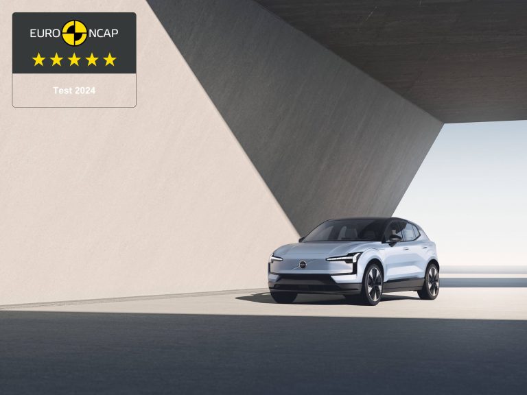 Ranking SUV premium eléctricos con etiqueta 0 por debajo de 60.000 €: cuáles bajan más tras Moves III y descuento de marca Ranking SUV premium eléctricos con etiqueta 0 por debajo de 60.000 €: cuáles bajan más tras Moves III y descue