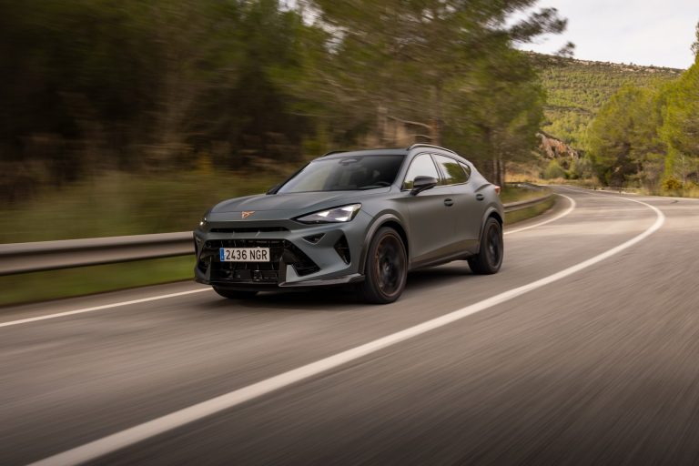 Cómo elegir un SUV-C kilómetro cero frente a nuevo en 2026: umbral de descuento mínimo que compensa perder garantía completa Cómo elegir un SUV-C kilómetro cero frente a nuevo en 2026: umbral de descuento mínimo que compensa perder gar