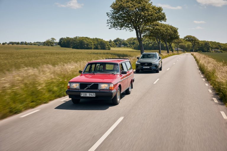 Cómo elegir un Volvo XC60 en 2026 sin pagar el acabado Ultimate: qué extras de seguridad y ADAS van de serie desde Core Cómo elegir un Volvo XC60 en 2026 sin pagar el acabado Ultimate: qué extras de seguridad y ADAS van de serie d
